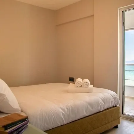 شقة Exceptional With Fascinating Sea View Near In Cesme Altinyunus